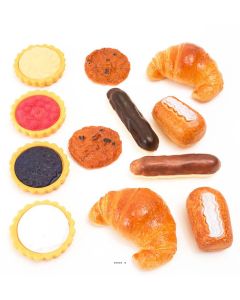 Patisséries artificielles assorties en lot de 12 en Plastique soufflé
